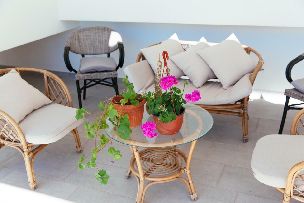 Adriatica Sea & Sun Bed & Breakfast Ülgün Dış mekan fotoğraf