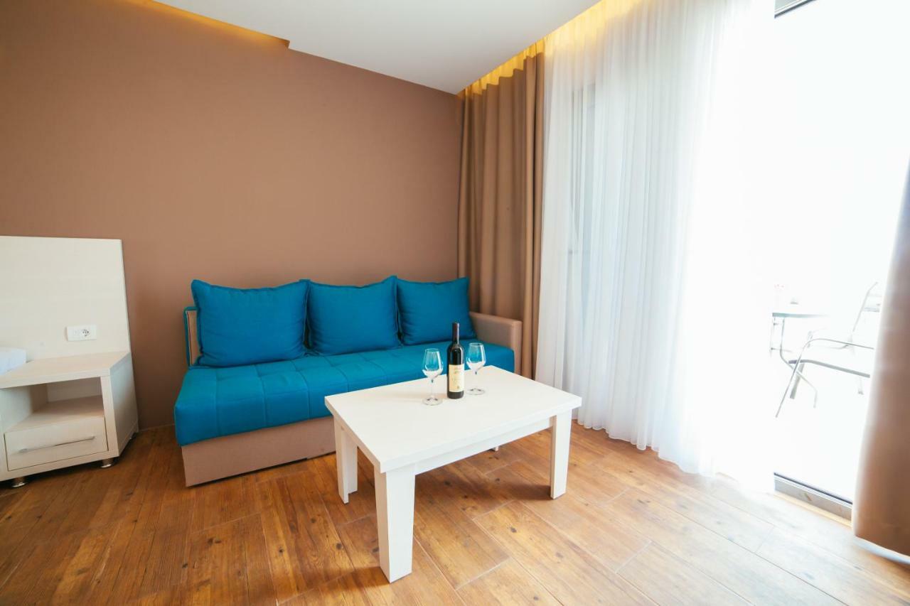 Adriatica Sea & Sun Bed & Breakfast Ülgün Dış mekan fotoğraf