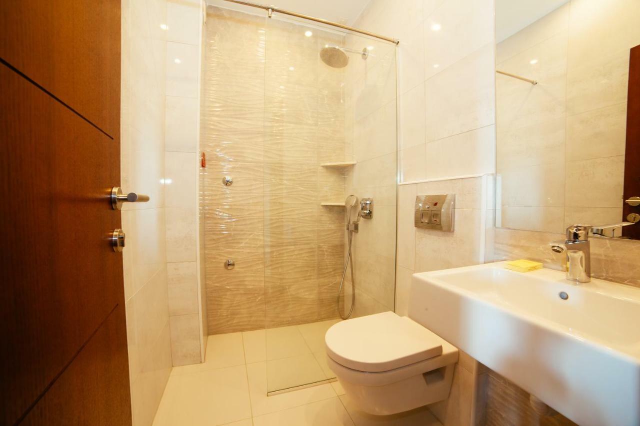 Adriatica Sea & Sun Bed & Breakfast Ülgün Dış mekan fotoğraf