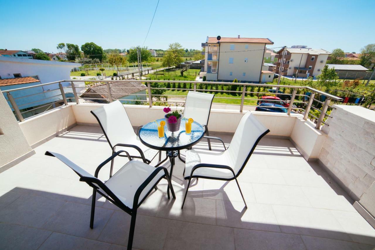 Adriatica Sea & Sun Bed & Breakfast Ülgün Dış mekan fotoğraf
