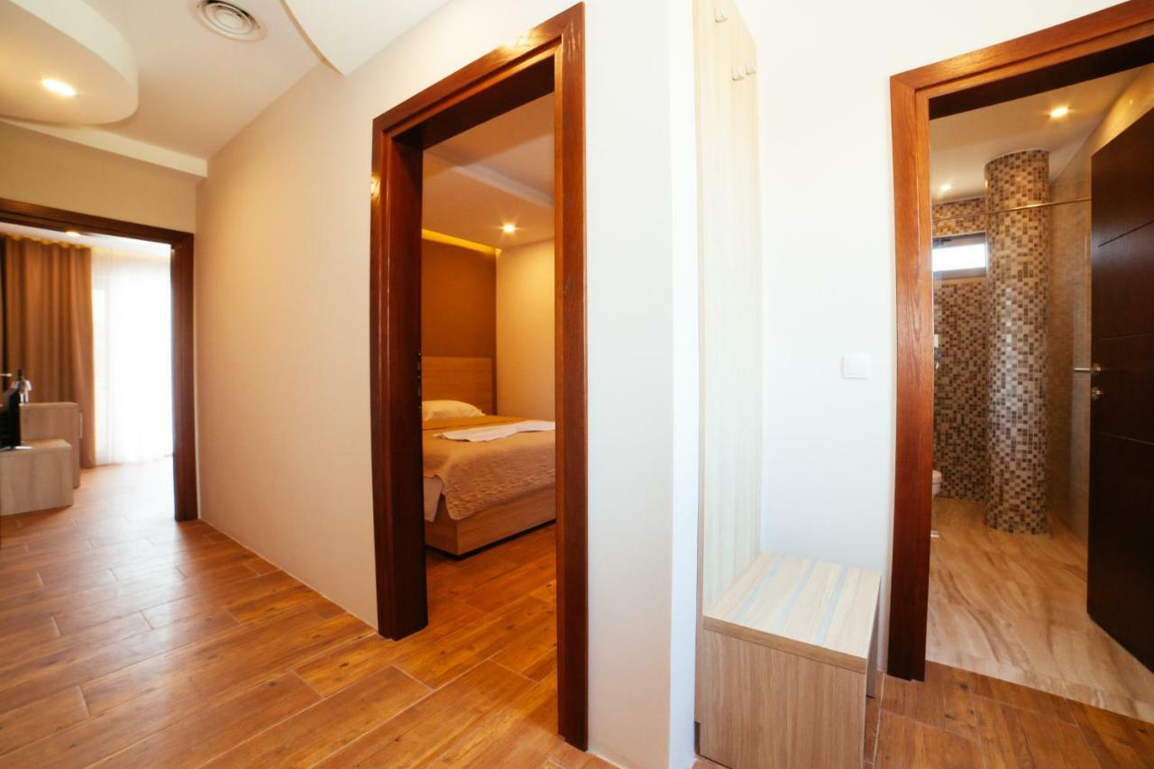 Adriatica Sea & Sun Bed & Breakfast Ülgün Dış mekan fotoğraf