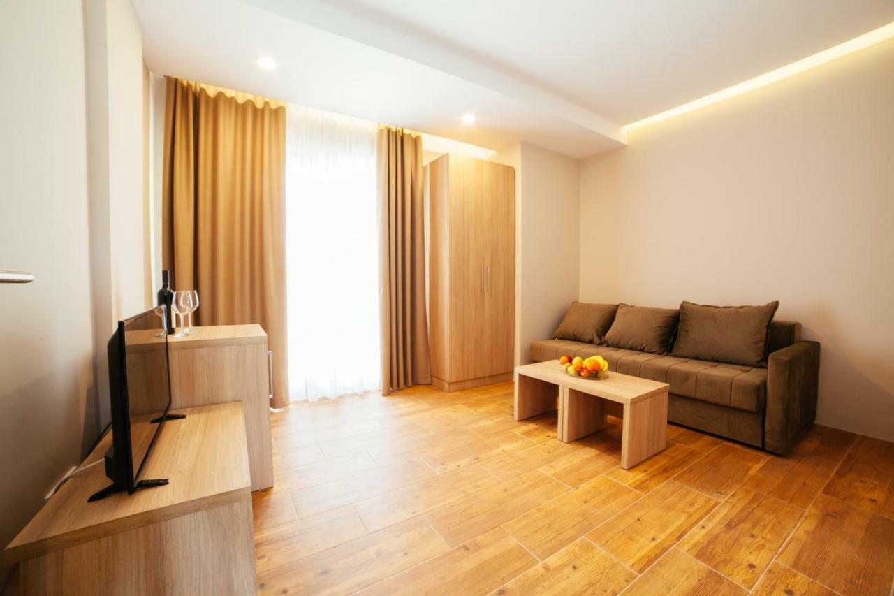 Adriatica Sea & Sun Bed & Breakfast Ülgün Dış mekan fotoğraf